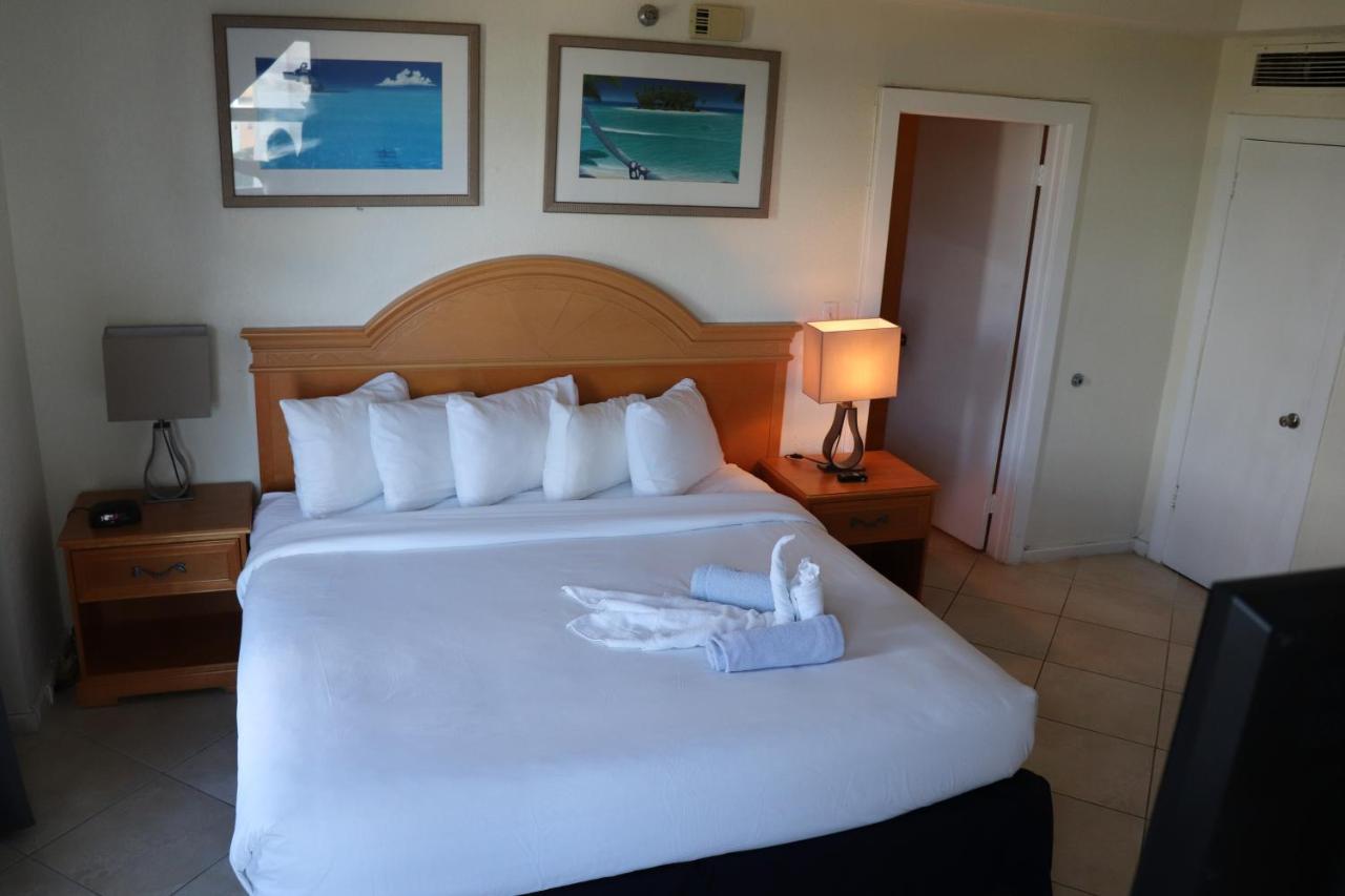 On Hollywood Beach - Affordable Two Bedrooms Sleeps 6 With Two Bathrooms Dania Beach Kültér fotó